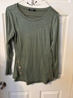Quinn Sage Green Long Sleeve Tunic with Side Button Detail